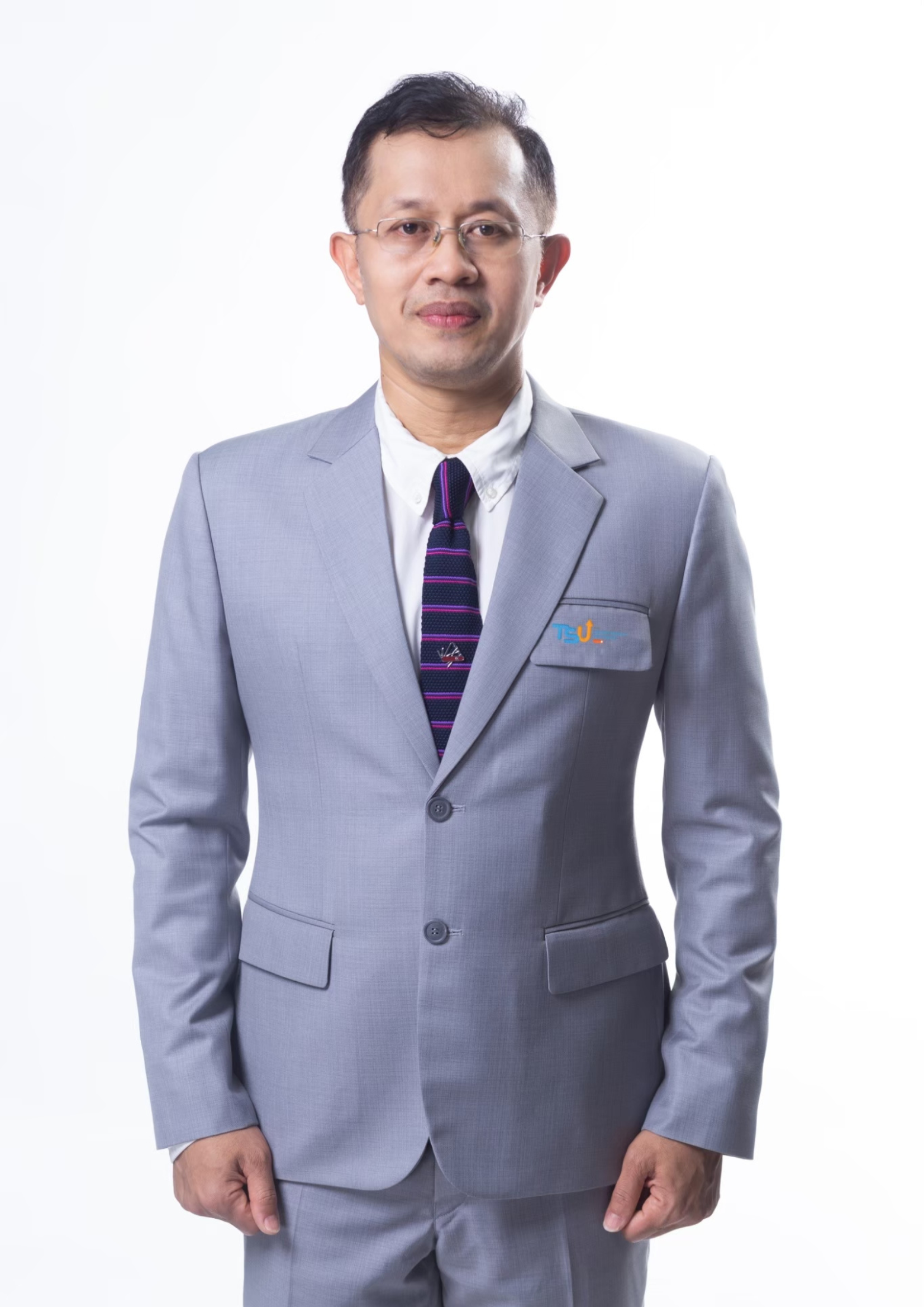 อาจารย์ ดร. พินิจ ดวงจินดา